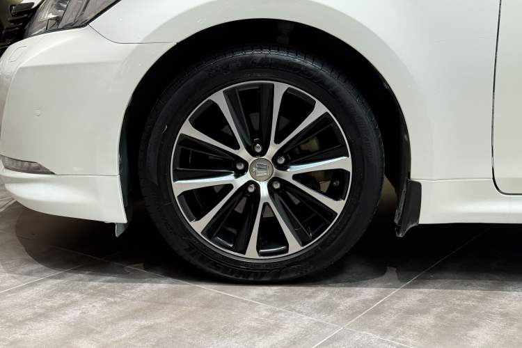 Used Toyota Crown 2018 2.0T Fashion Edition Exterior 8