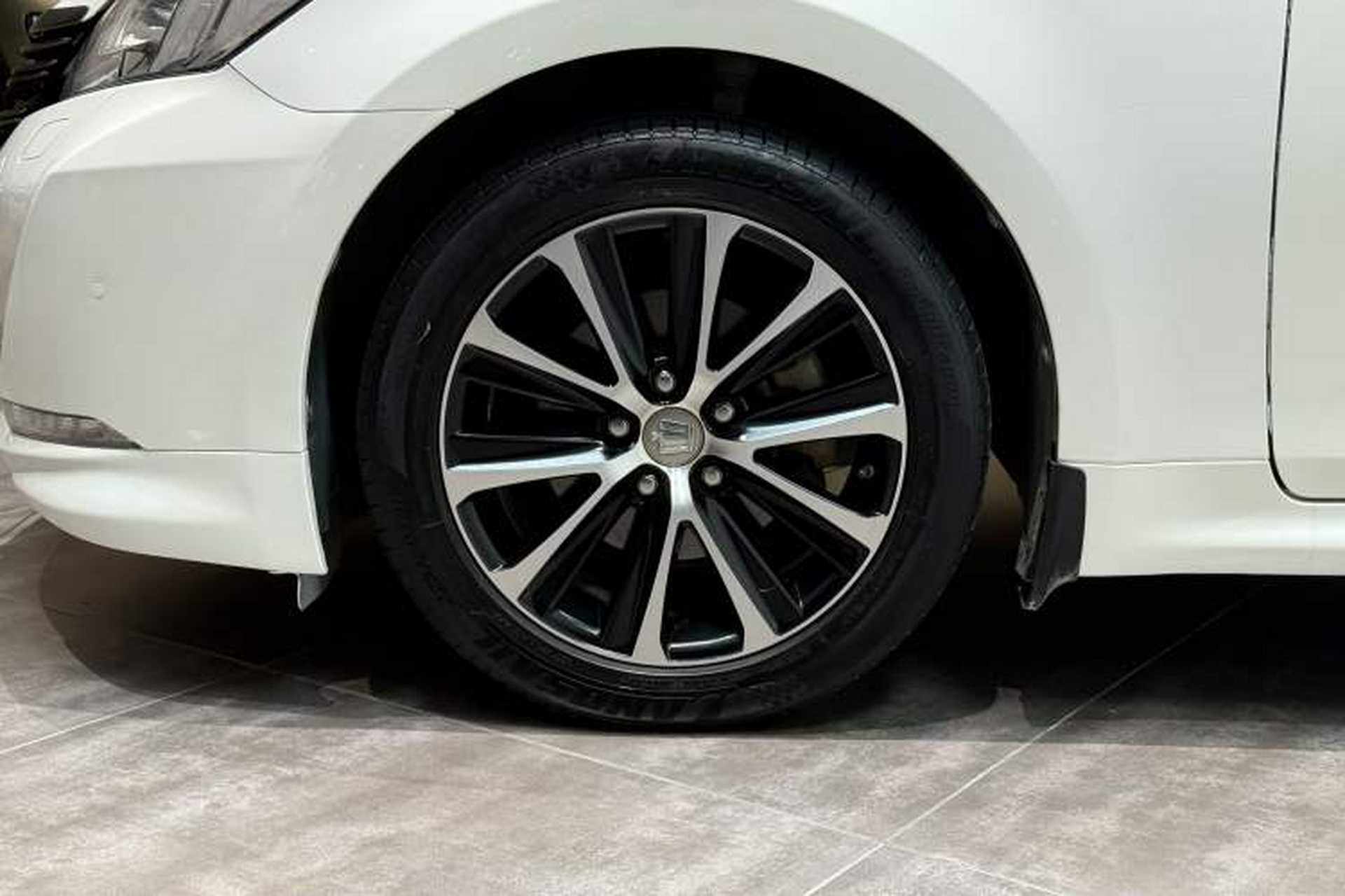Used Toyota Crown 2018 2.0T Fashion Edition Exterior 8