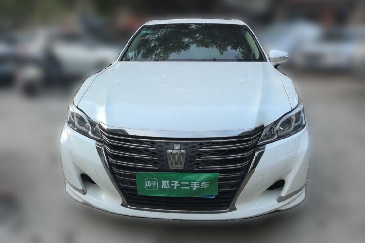 Used Toyota Crown 2018 2.0T Fashion Edition Front