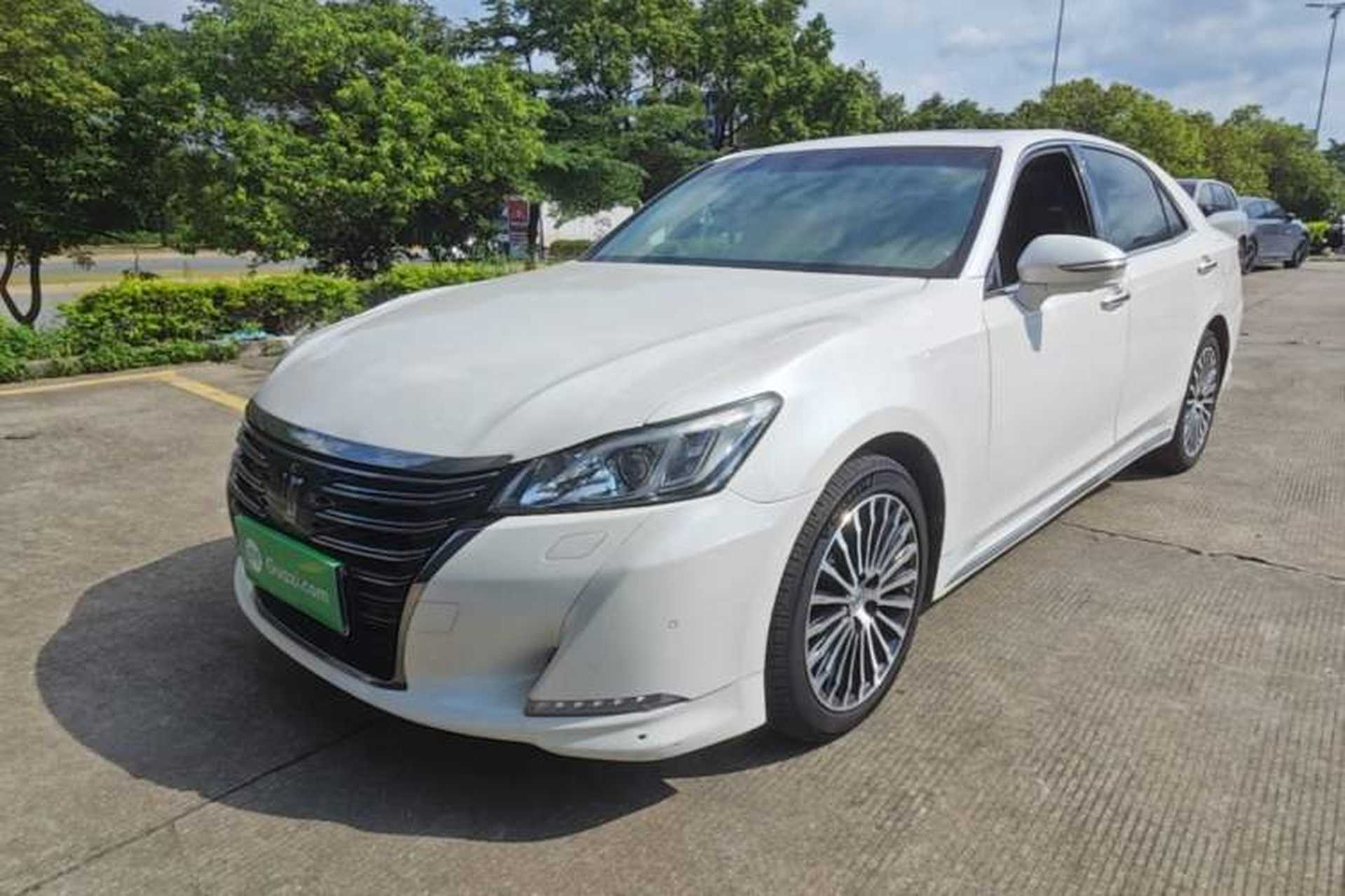 Used Toyota Crown 2018 2.0T Sport Edition Front Left 45 Deg