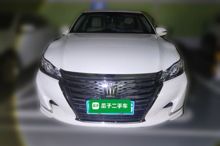 Used Toyota Crown 2018 2.0T Fashion Edition Front
