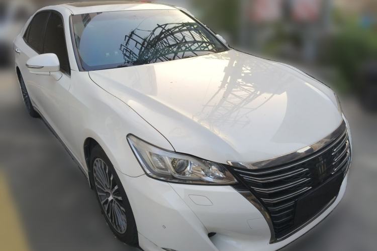 Used Toyota Crown 2018 2.0T Sport Edition Front Right 45 Deg