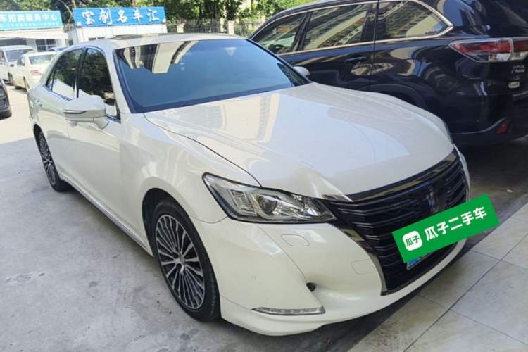 Used Toyota Crown 2018 2.0T Sport Edition Front Right 45 Deg
