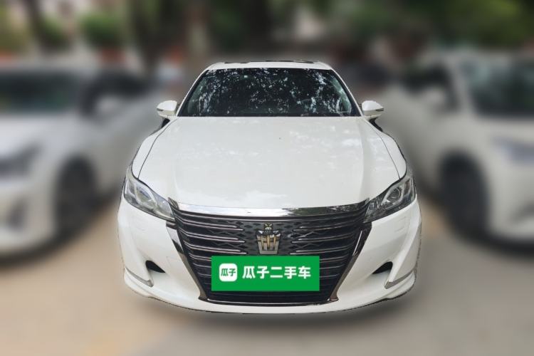 Used Toyota Crown 2018 2.0T Fashion Edition Front
