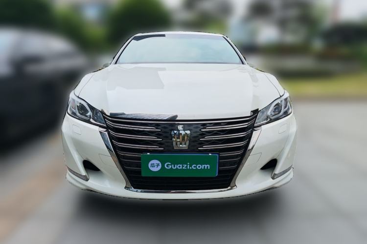 Used Toyota Crown 2018 2.0T Fashion Edition Front