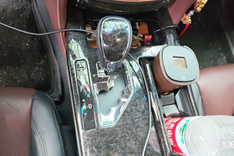 Used Toyota Crown 2018 2.0T Sport Edition Gear Lever