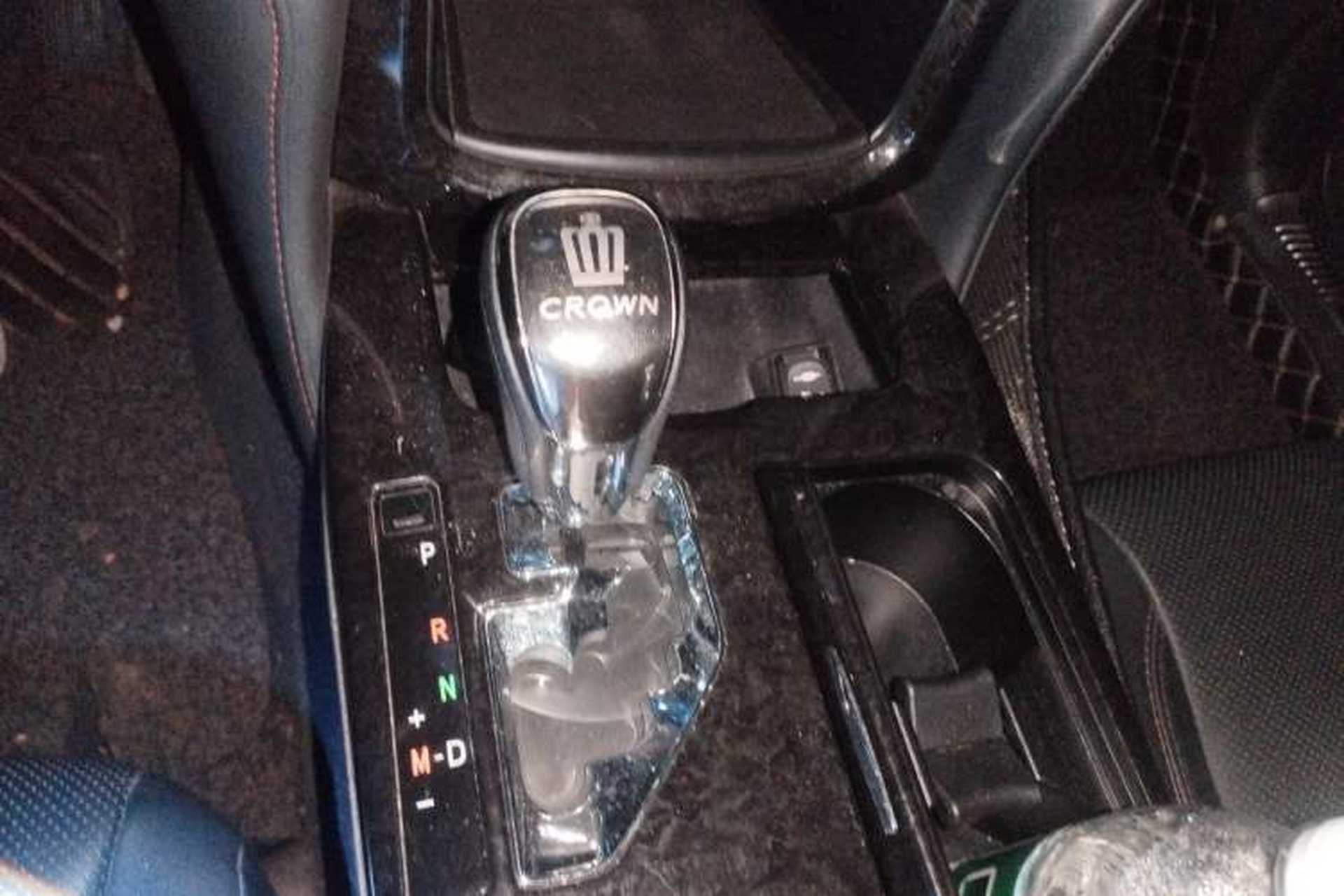 Used Toyota Crown 2018 2.0T Fashion Edition Gear Lever