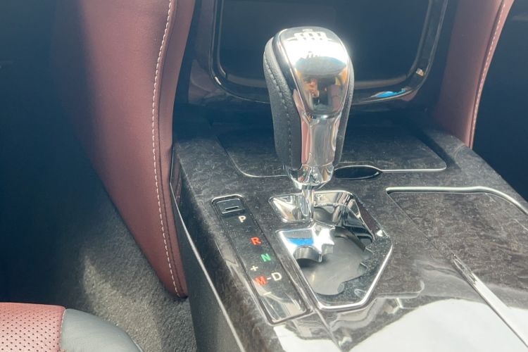 Used Toyota Crown 2018 2.0T Sport Edition Gear Lever
