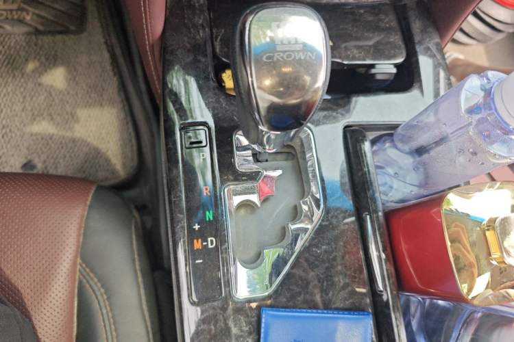 Used Toyota Crown 2018 2.0T Sport Edition Gear Lever
