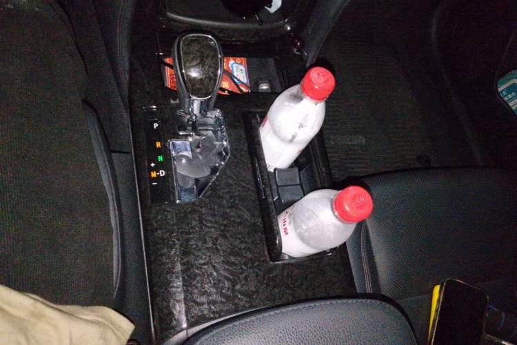 Used Toyota Crown 2018 2.0T Fashion Edition Gear Lever