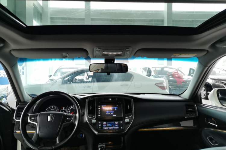 Used Toyota Crown 2018 2.0T Fashion Edition Headliner