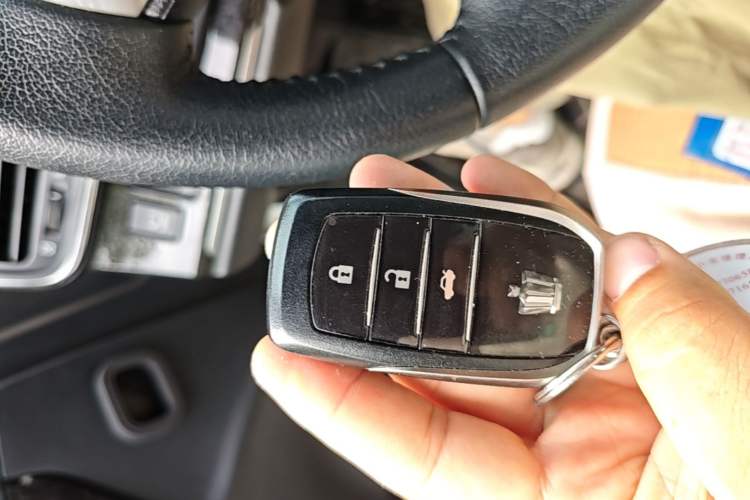 Used Toyota Crown 2018 2.0T Sport Edition Interior 1