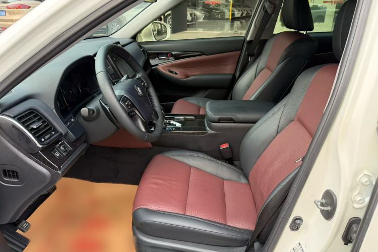 Used Toyota Crown 2018 2.0T Sport Edition Interior 2