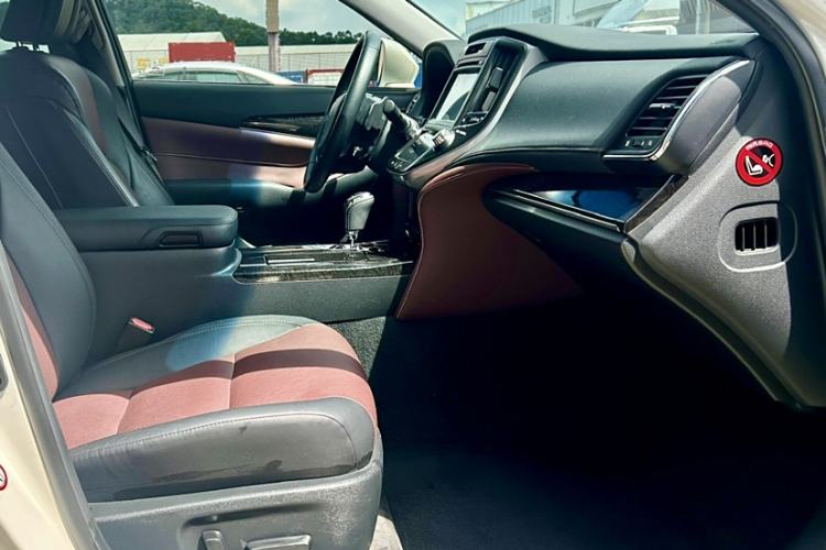 Used Toyota Crown 2018 2.0T Sport Edition Interior 4