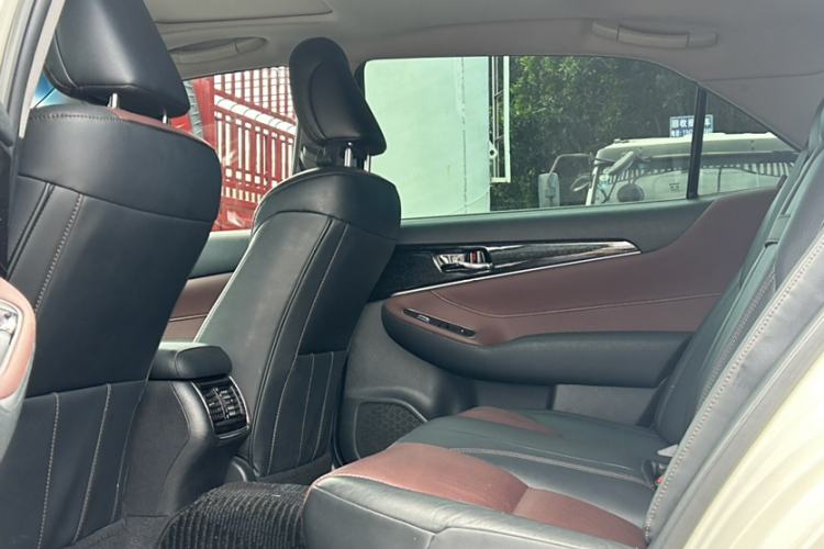 Used Toyota Crown 2018 2.0T Sport Edition Interior 5