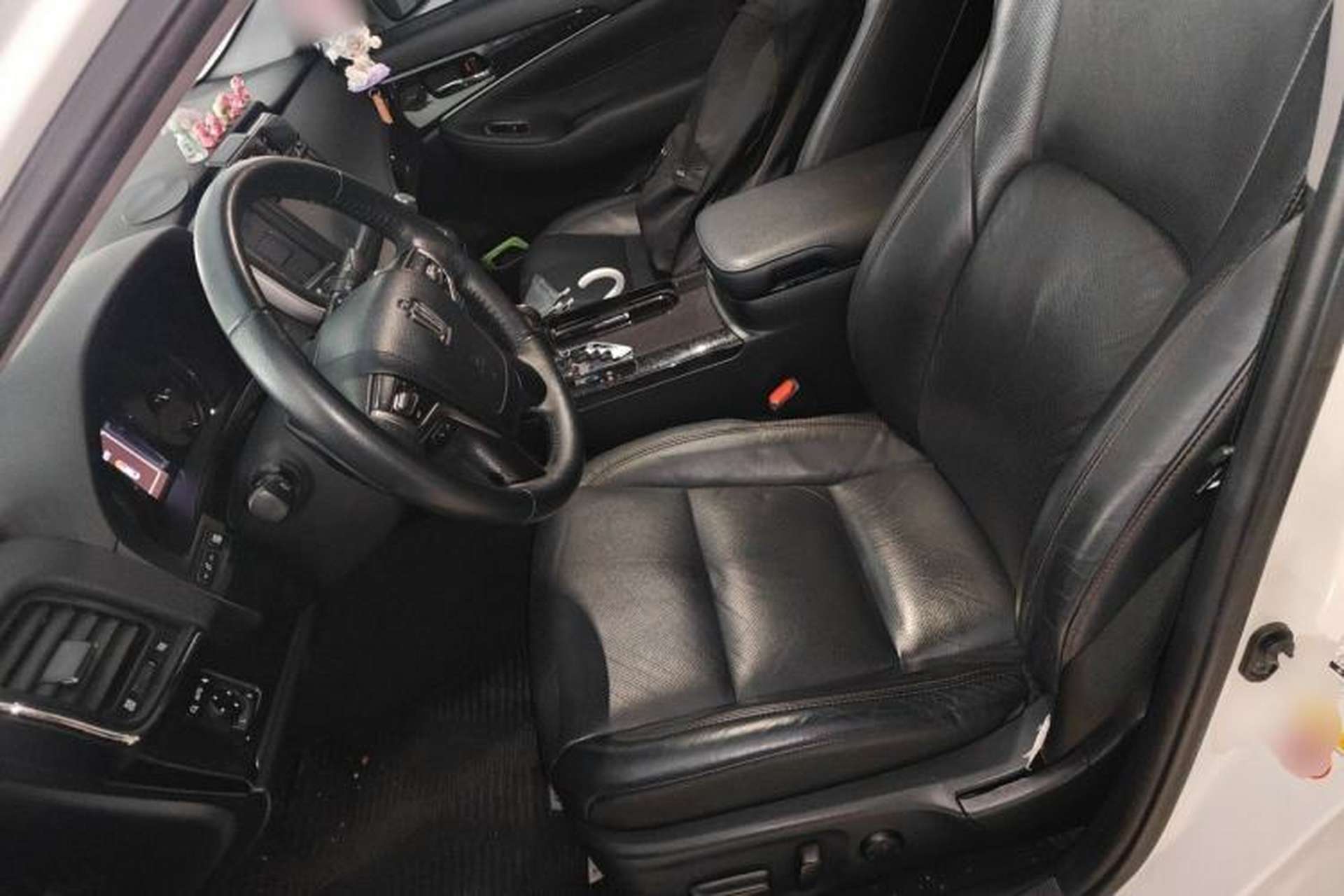Used Toyota Crown 2018 2.0T Fashion Edition Left Front Seat