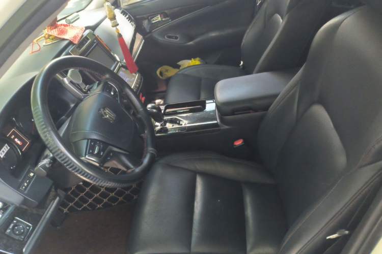 Used Toyota Crown 2018 2.0T Fashion Edition Left Front Seat
