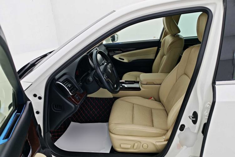 Used Toyota Crown 2018 2.0T Fashion Edition Left Front Seat