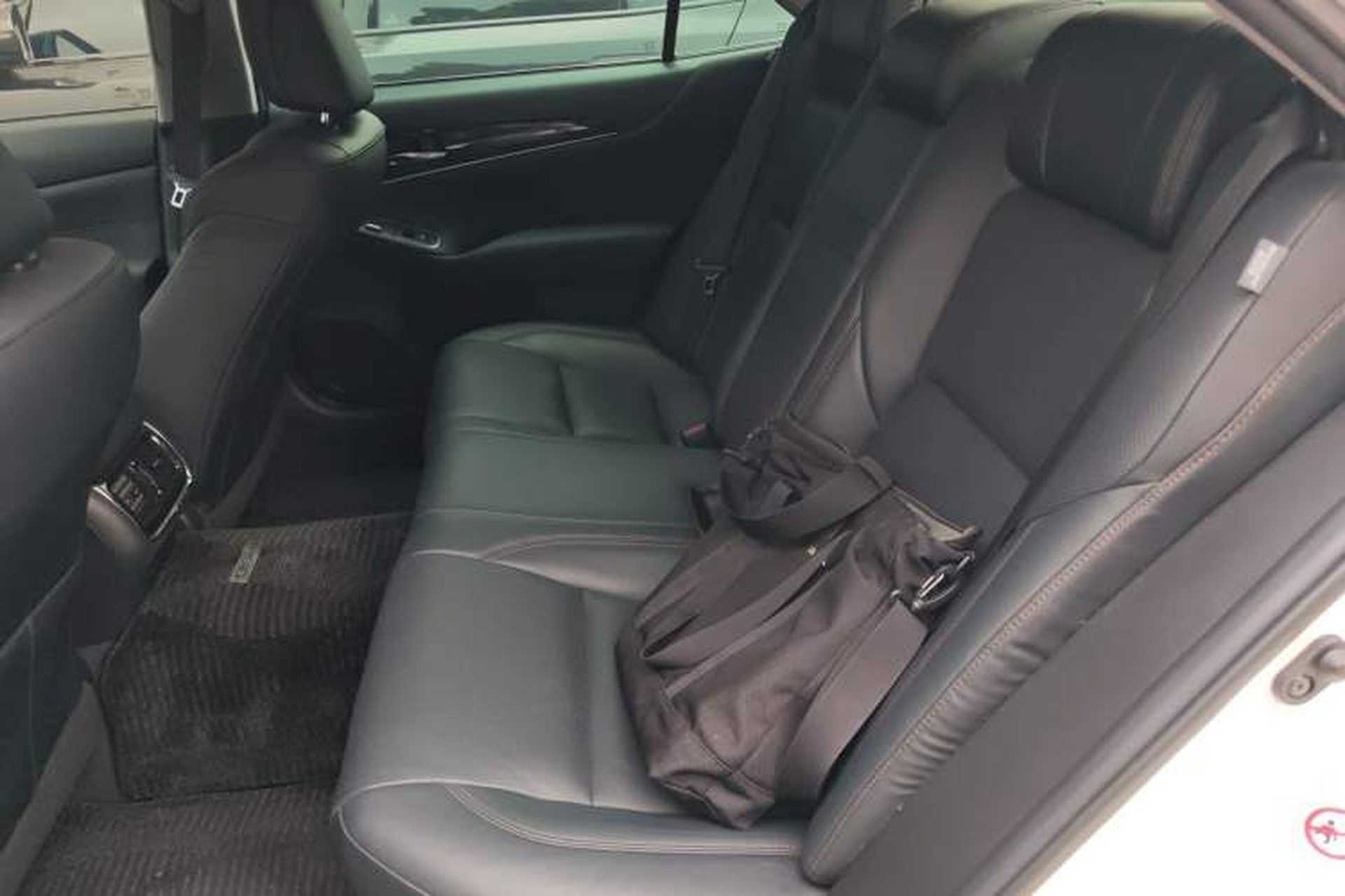 Used Toyota Crown 2018 2.0T Fashion Edition Left Rear Seat