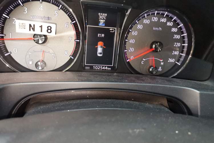 Used Toyota Crown 2018 2.0T Sport Edition Odometer Close Up