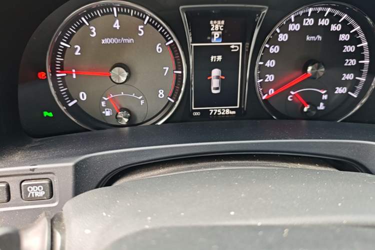 Used Toyota Crown 2018 2.0T Sport Edition Odometer Close Up