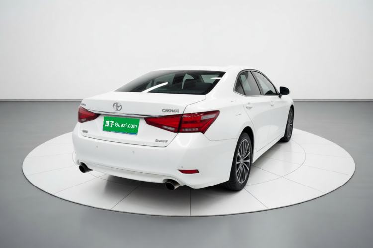 Used Toyota Crown 2018 2.0T Fashion Edition Rear