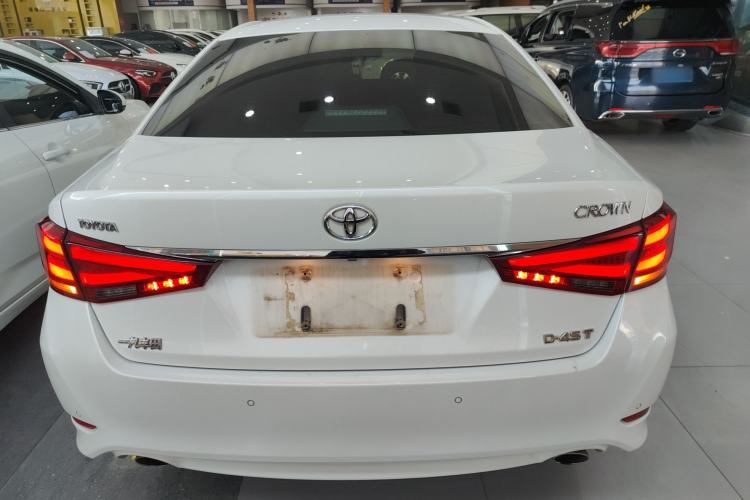 Used Toyota Crown 2018 2.0T Fashion Edition Rear