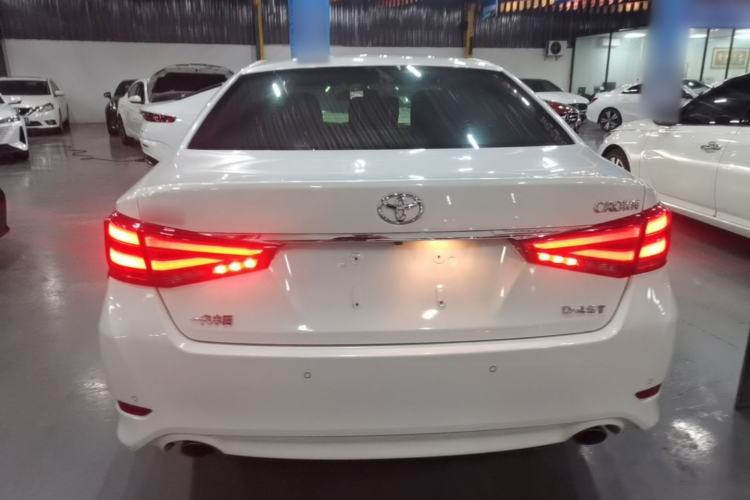 Used Toyota Crown 2018 2.0T Fashion Edition Rear