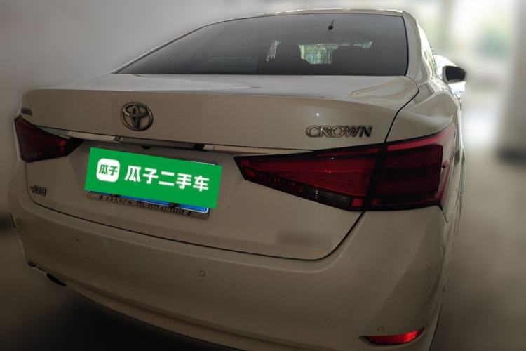 Used Toyota Crown 2018 2.0T Fashion Edition Rear