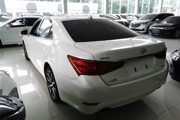 Used Toyota Crown 2018 2.0T Fashion Edition Rear Left 45 Deg