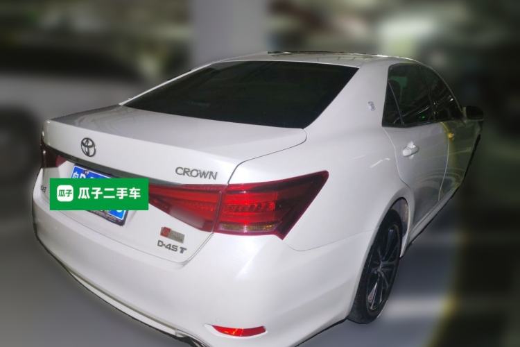 Used Toyota Crown 2018 2.0T Fashion Edition Rear
