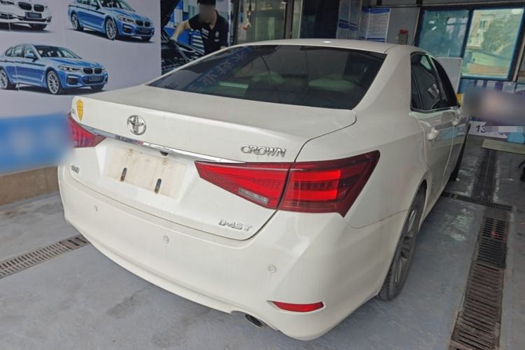 Used Toyota Crown 2018 2.0T Pioneer Edition Rear Right 45 Deg
