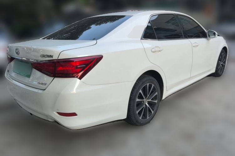 Used Toyota Crown 2018 2.0T Fashion Edition Rear Right 45 Deg