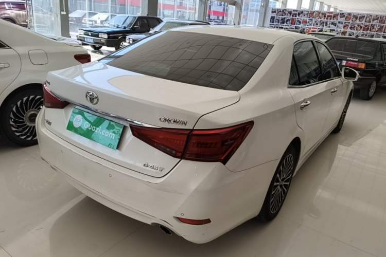 Used Toyota Crown 2018 2.0T Sport Edition Rear Right 45 Deg