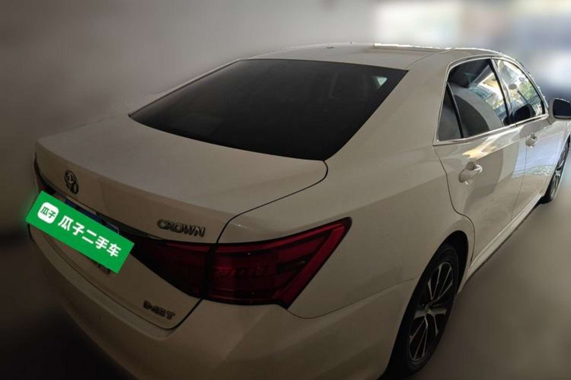 Used Toyota Crown 2018 2.0T Fashion Edition Rear Right 45 Deg