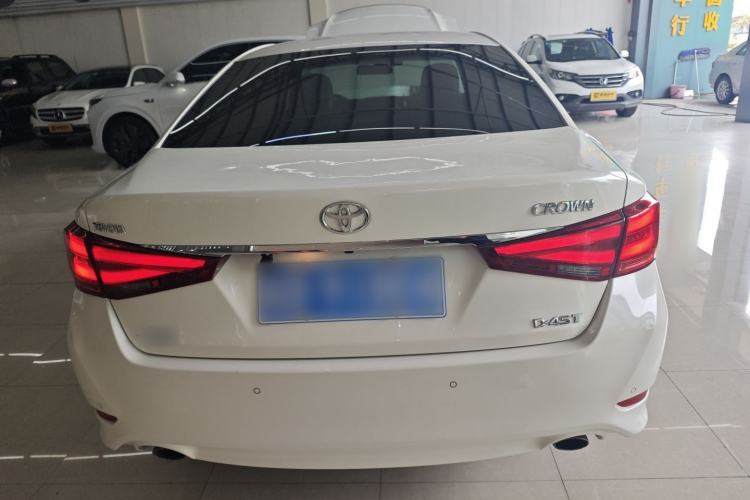 Used Toyota Crown 2018 2.0T Fashion Edition Rear
