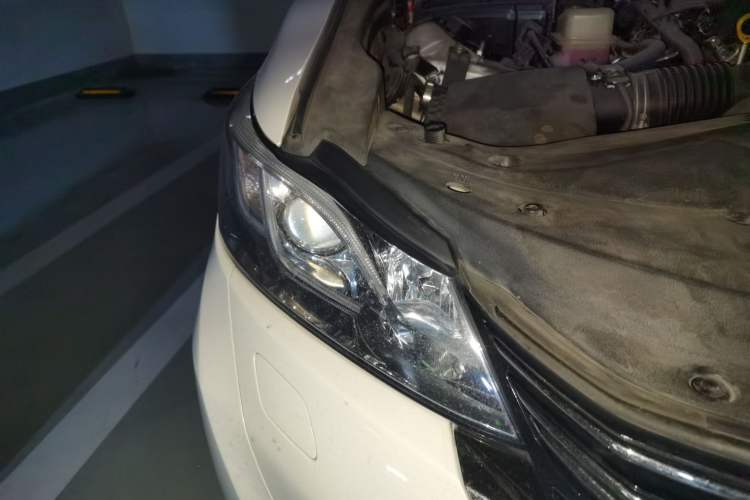 Used Toyota Crown 2018 2.0T Fashion Edition Right Front Headlight