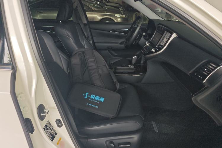 Used Toyota Crown 2018 2.0T Fashion Edition Right Front Seat