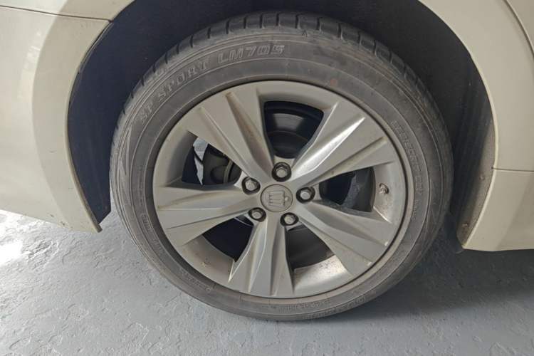 Used Toyota Crown 2018 2.0T Pioneer Edition Right Rear Wheel Hub
