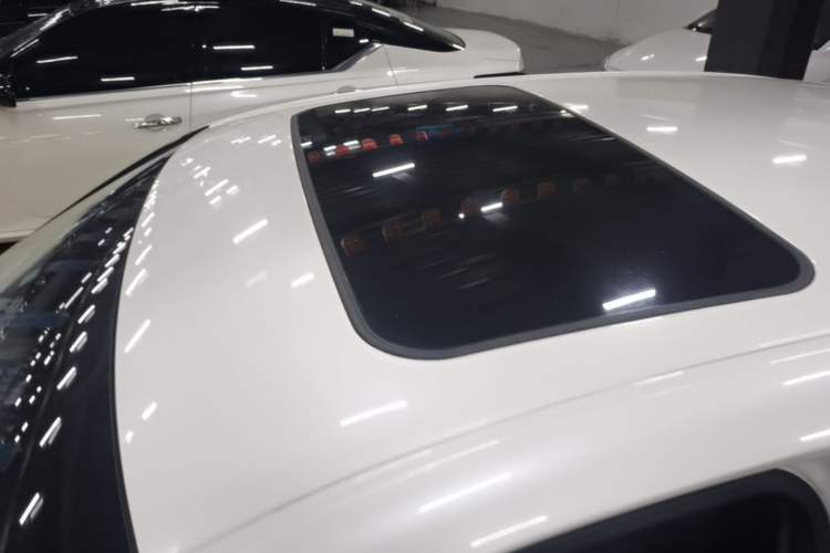 Used Toyota Crown 2018 2.0T Fashion Edition Roof