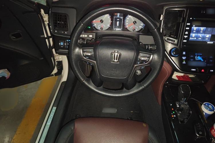 Used Toyota Crown 2018 2.0T Sport Edition Steering Wheel
