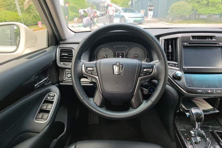 Used Toyota Crown 2018 2.0T Fashion Edition Steering Wheel