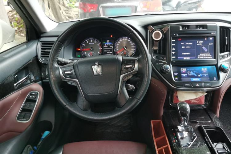 Used Toyota Crown 2018 2.0T Sport Edition Steering Wheel