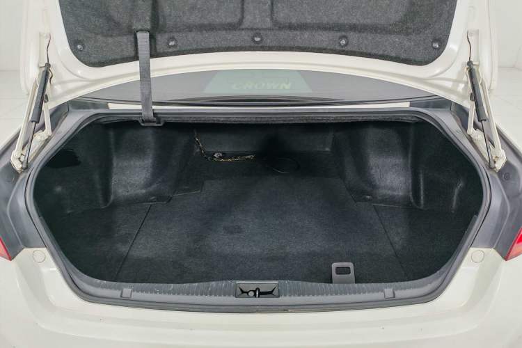 Used Toyota Crown 2018 2.0T Fashion Edition Trunk