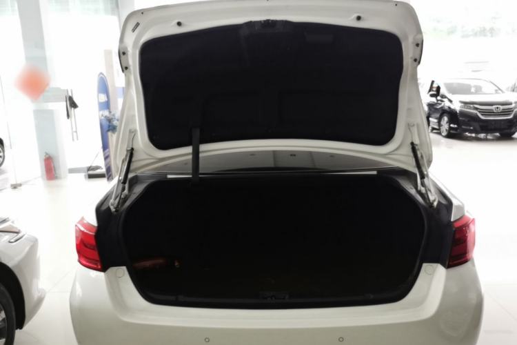 Used Toyota Crown 2018 2.0T Fashion Edition Trunk