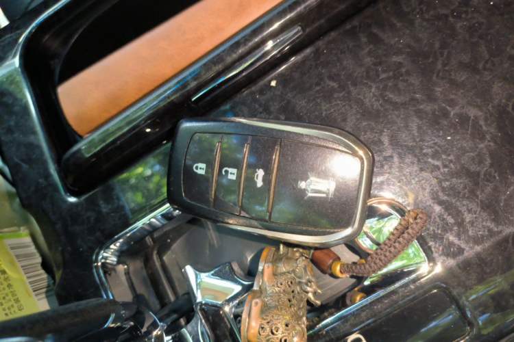 Used Toyota Crown 2018 2.0T Fashion Edition Vehicle Key