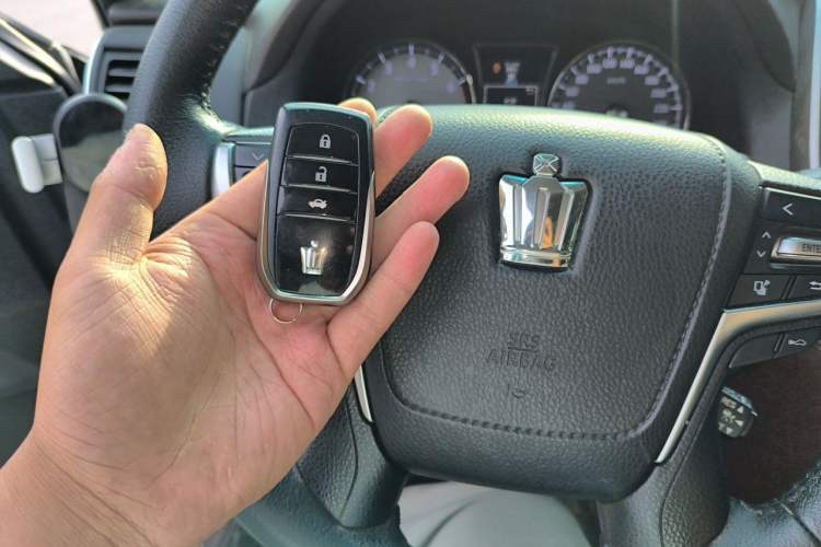 Used Toyota Crown 2018 2.0T Sport Edition Vehicle Key