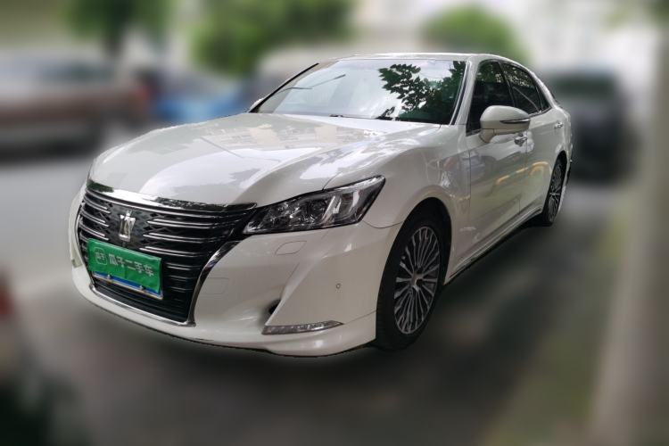 Used Toyota Crown 2018 2.0T Sport Edition Guazi used car, China used car export, Used car for sale, Used Toyota cars, Cheapest cars for sale