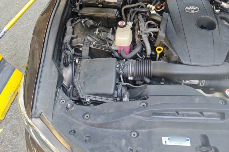 Used Toyota Crown 2018 2.0T Fashion Edition Engine Bay Right