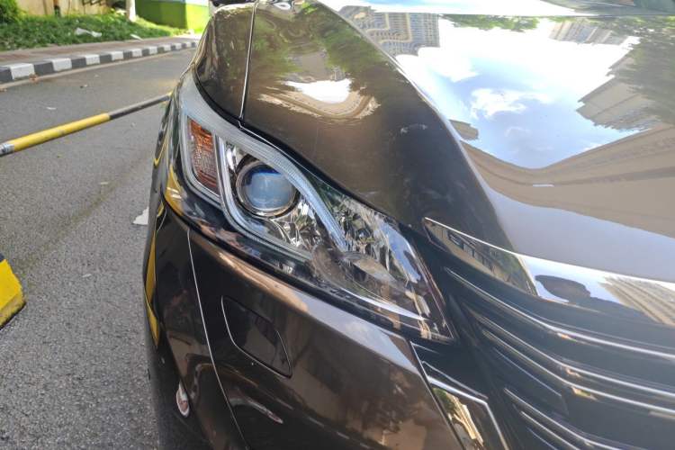 Used Toyota Crown 2018 2.0T Fashion Edition Right Front Headlight